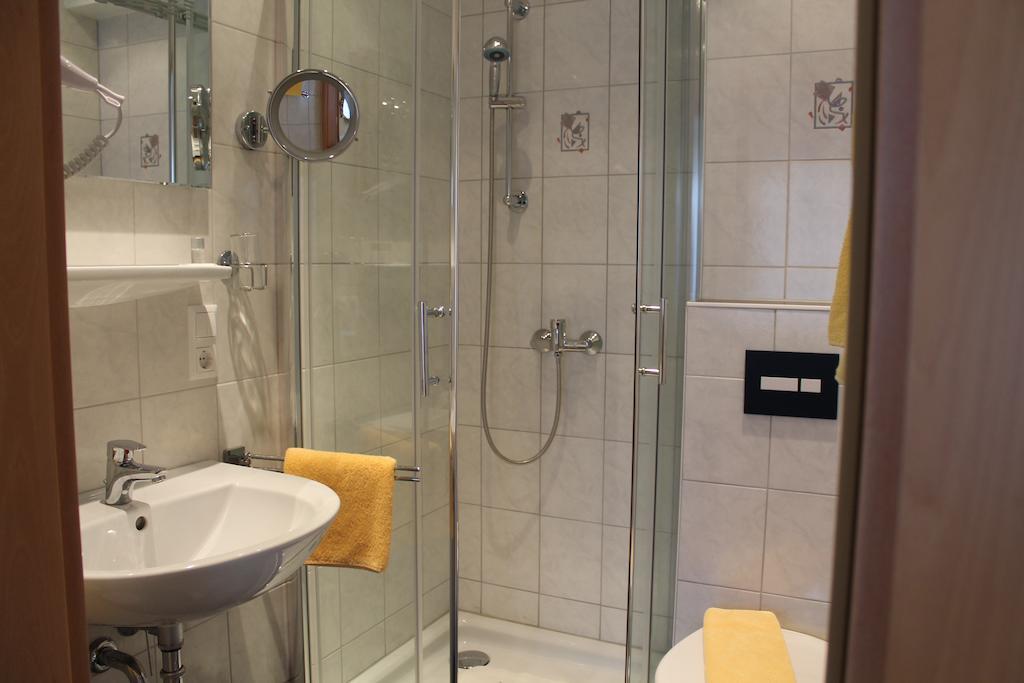 Hotel Brigitte Bad Krozingen Værelse billede